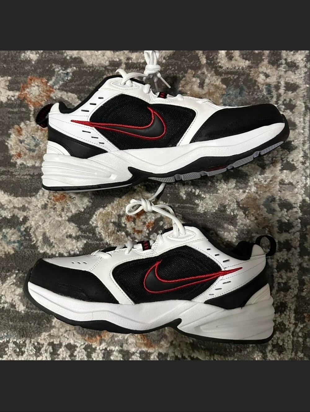 Mens Nike Air Monarch IV Red, Black & White Size 10M In Box Never Worn - Picture 2 of 8